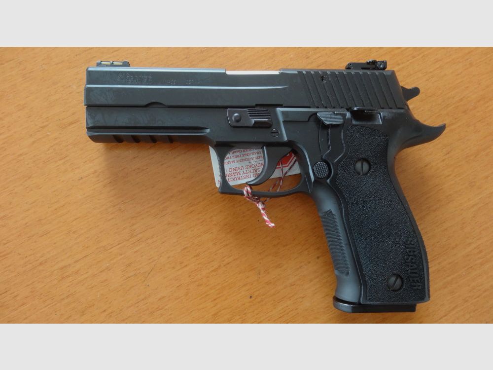 Sig Sauer	 SL-PISTOLE; SIG SAUER P226 LDC-2 IN Black CAL. 9MM