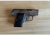 Pistolet półautomatyczny kal. 6,35 Browning