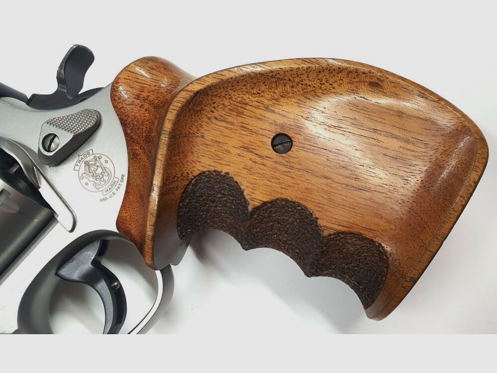Smith & Wesson Mod. 686-5 Wheelgunner, 150 Years S&W