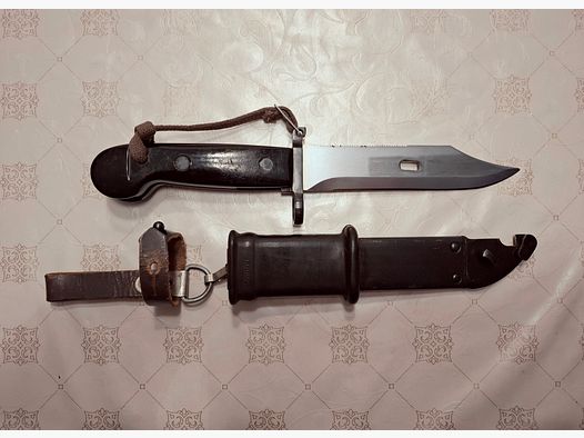 Bajonett, AK 47/74  mit Scheide, schwarzer Griff
