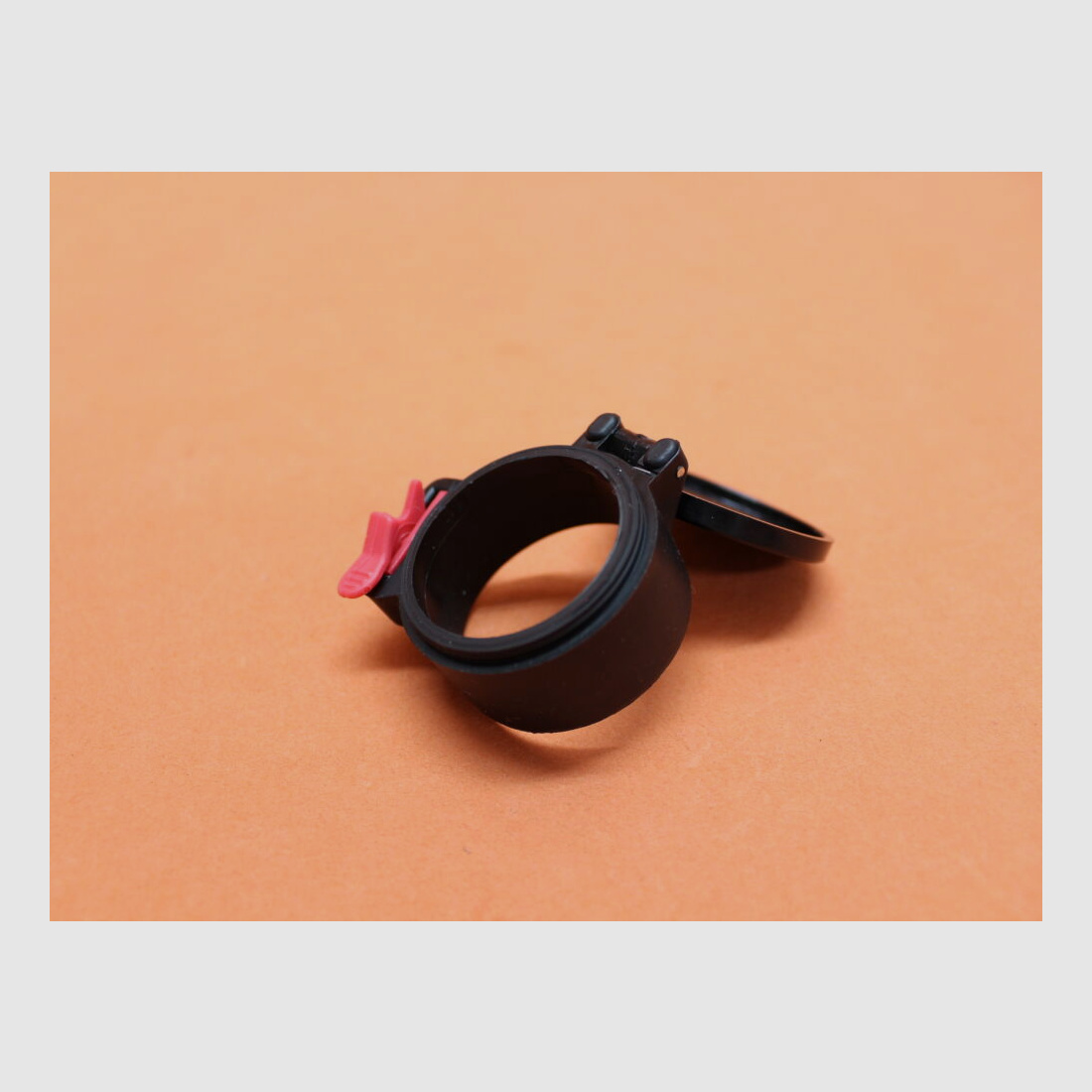 Butler Creek Butler Creek Flip-Up Cover Cap Eye Ø=39,4mm Okular-Klappdeckel für Zielfernrohre (MO20110)