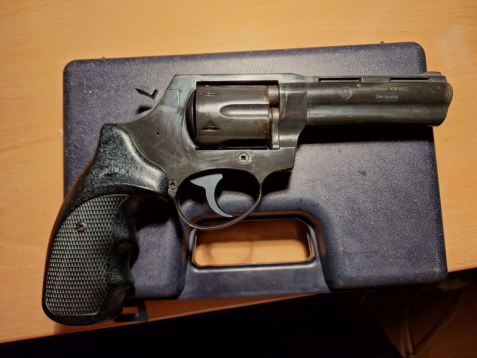 Röhm RG99 PTB 452 Schreckschussrevolver schwarz 9mm R.K.