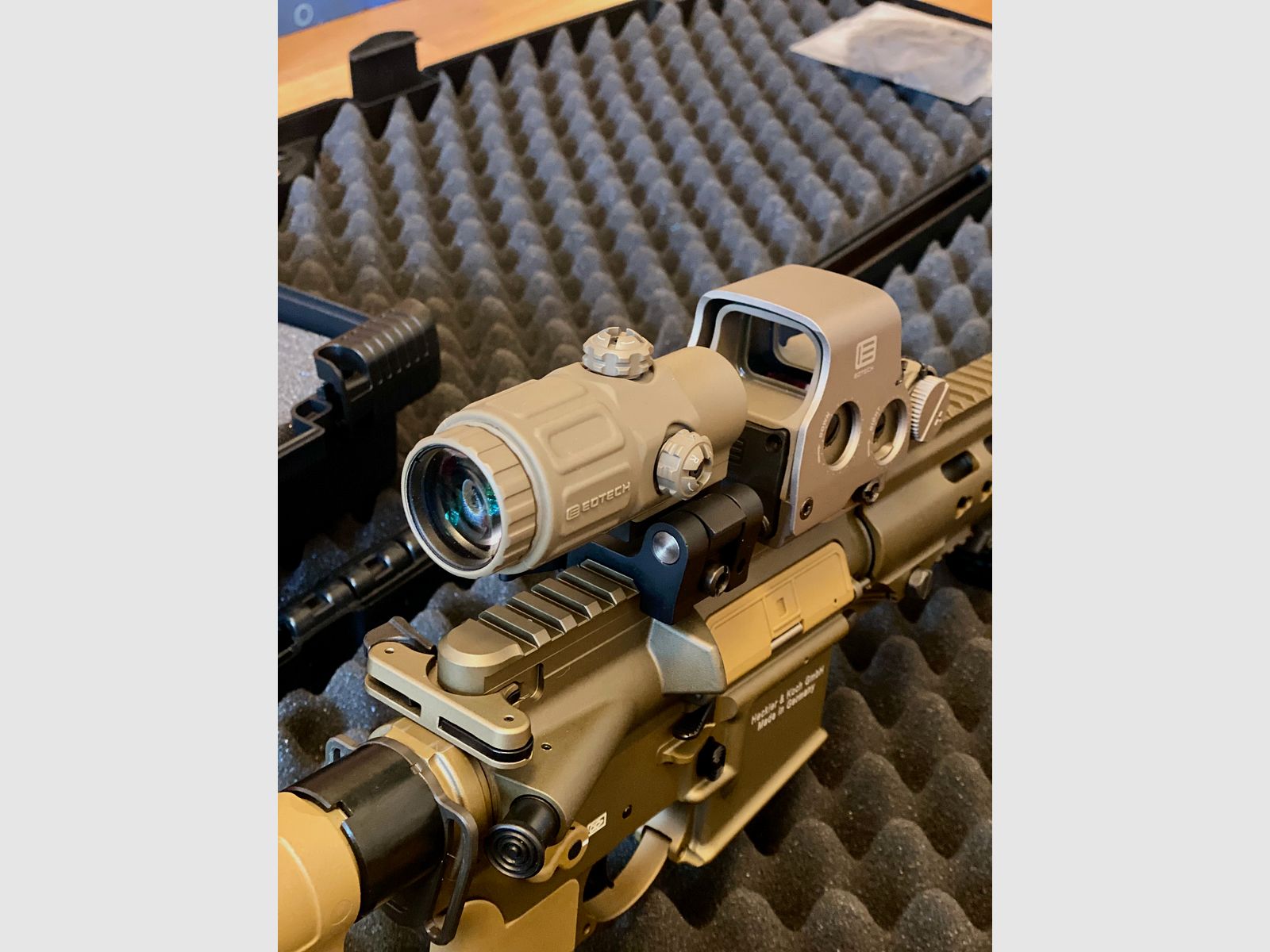 H&K MR223 A3 Slimline HKey in RAL8000 + EOTECH Set