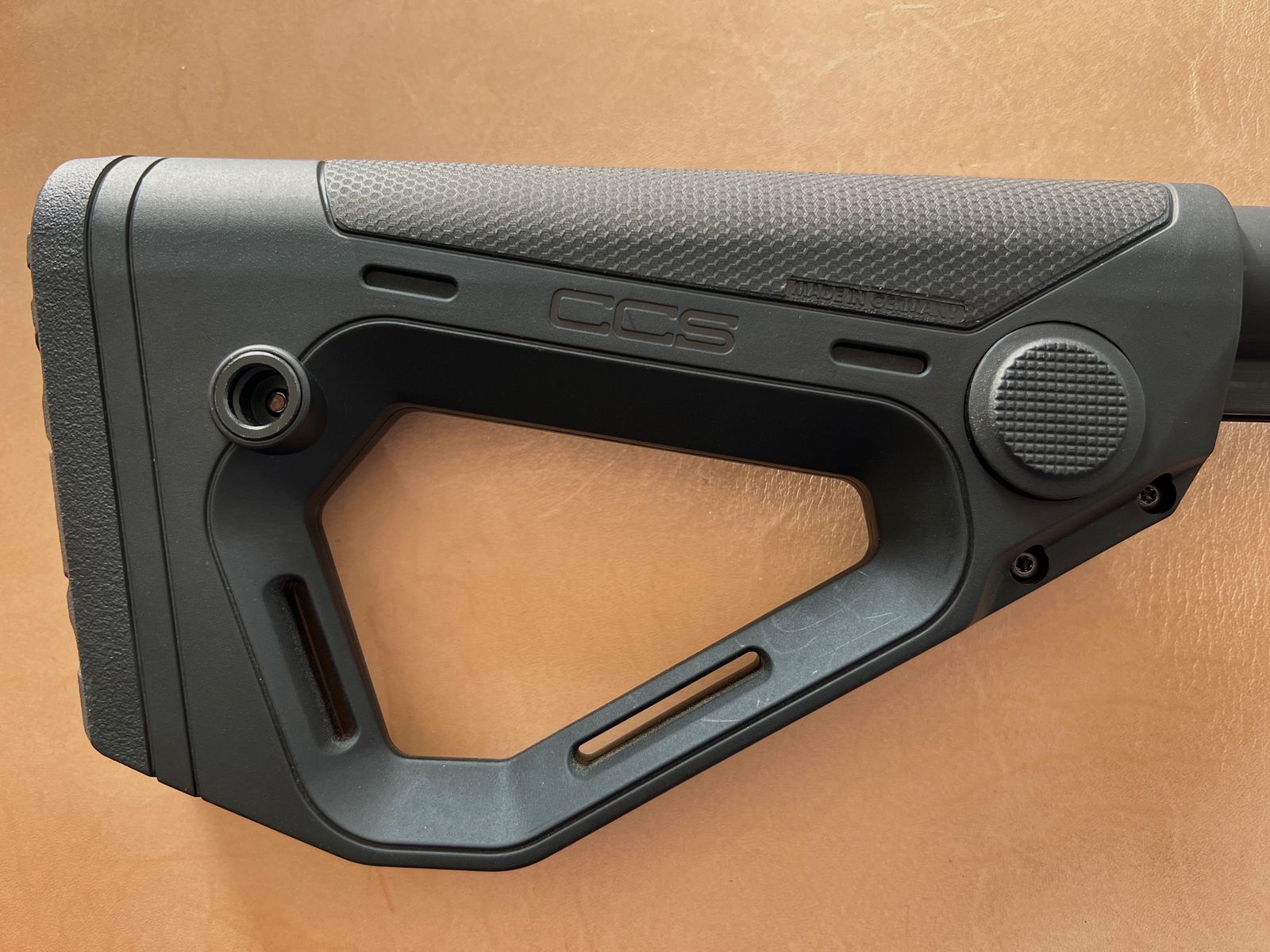 Hera Arms AR15 mit Glas und Zubehör