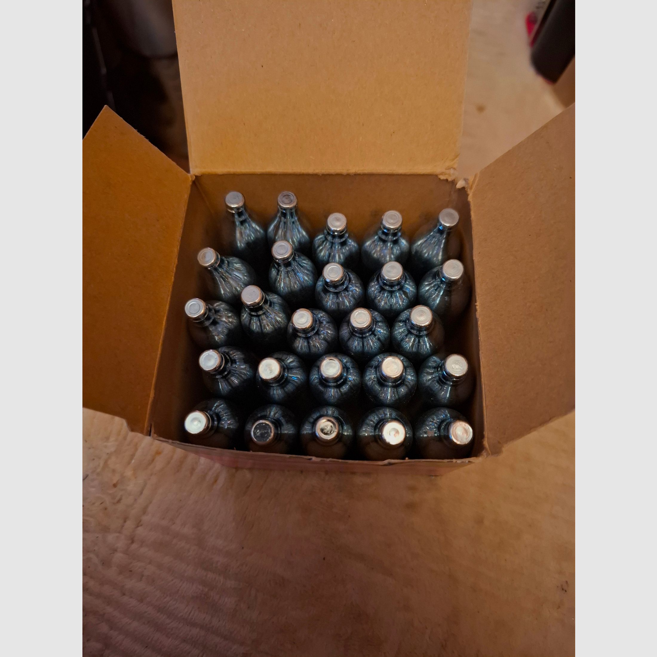 25 stuks Umarex Co2 capsules 12g