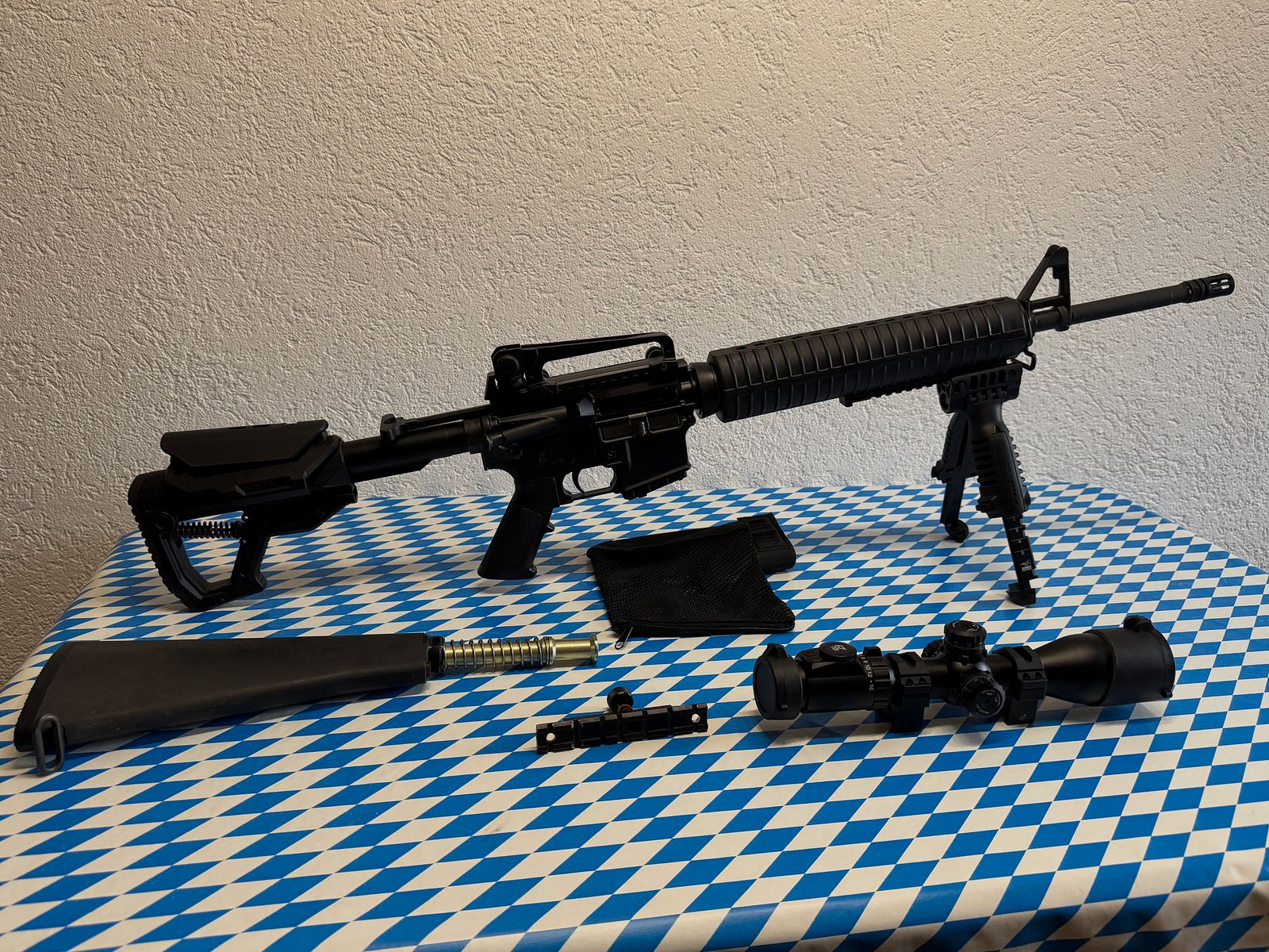 Selbstladebüchse Sabre -Defence XR15 20“ ( M16) mit ZF und Zweibein