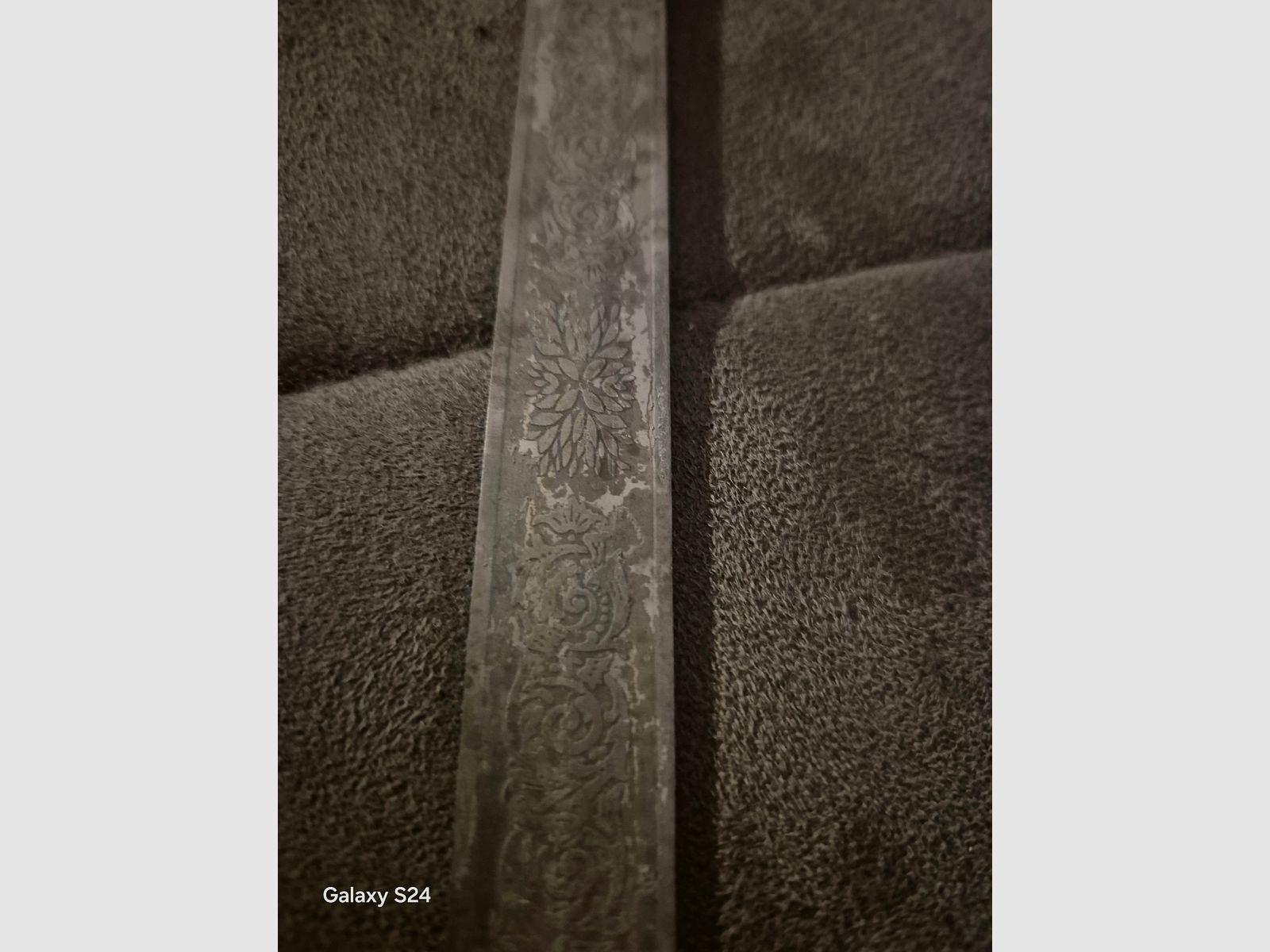 ÉPÉE D'HONNEUR OU FUSIL LATÉRAL 1943