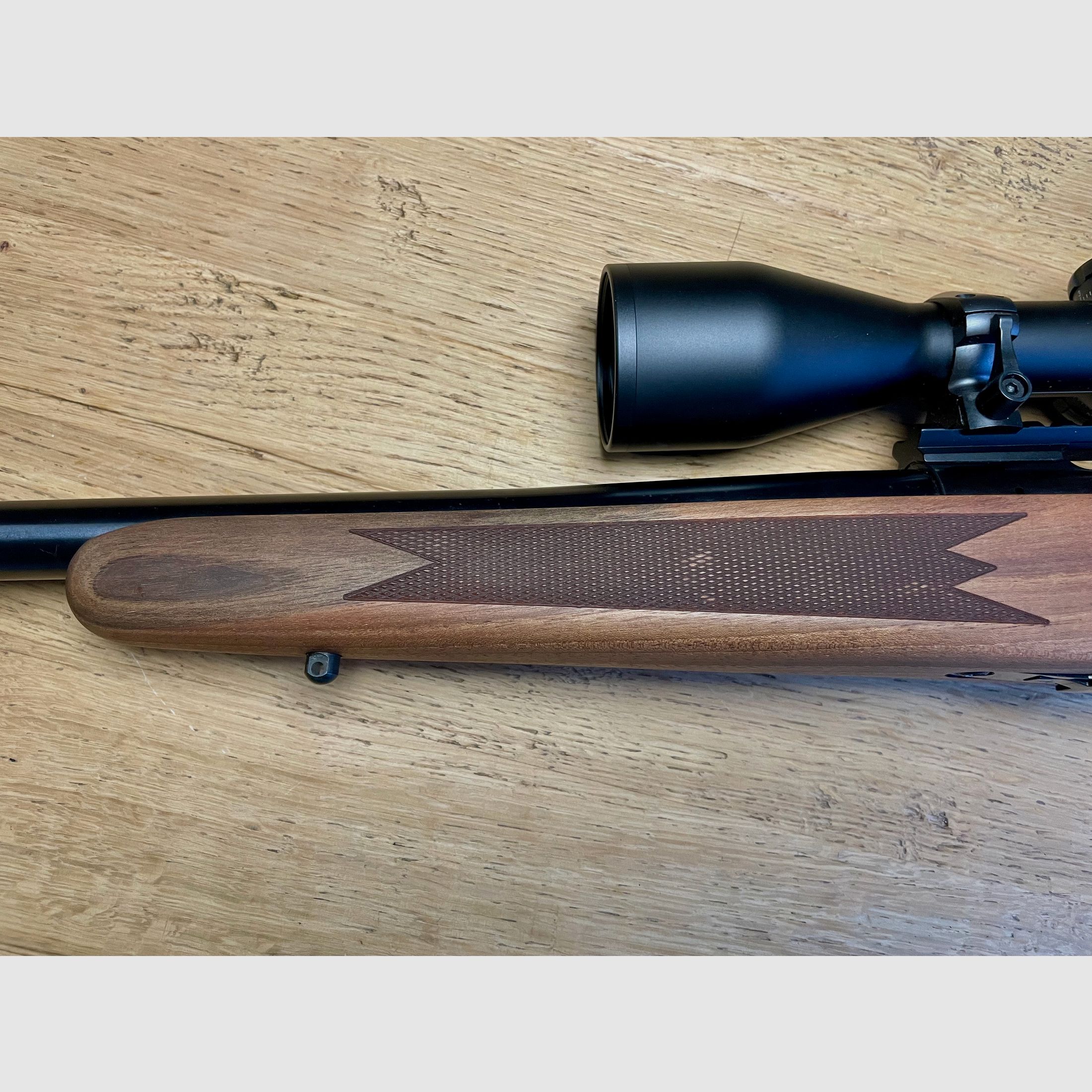 Repetierbüchse HOWA 1500 Kal. .308Win. Bullbarrel mit Gewinde  & ZF Meopta