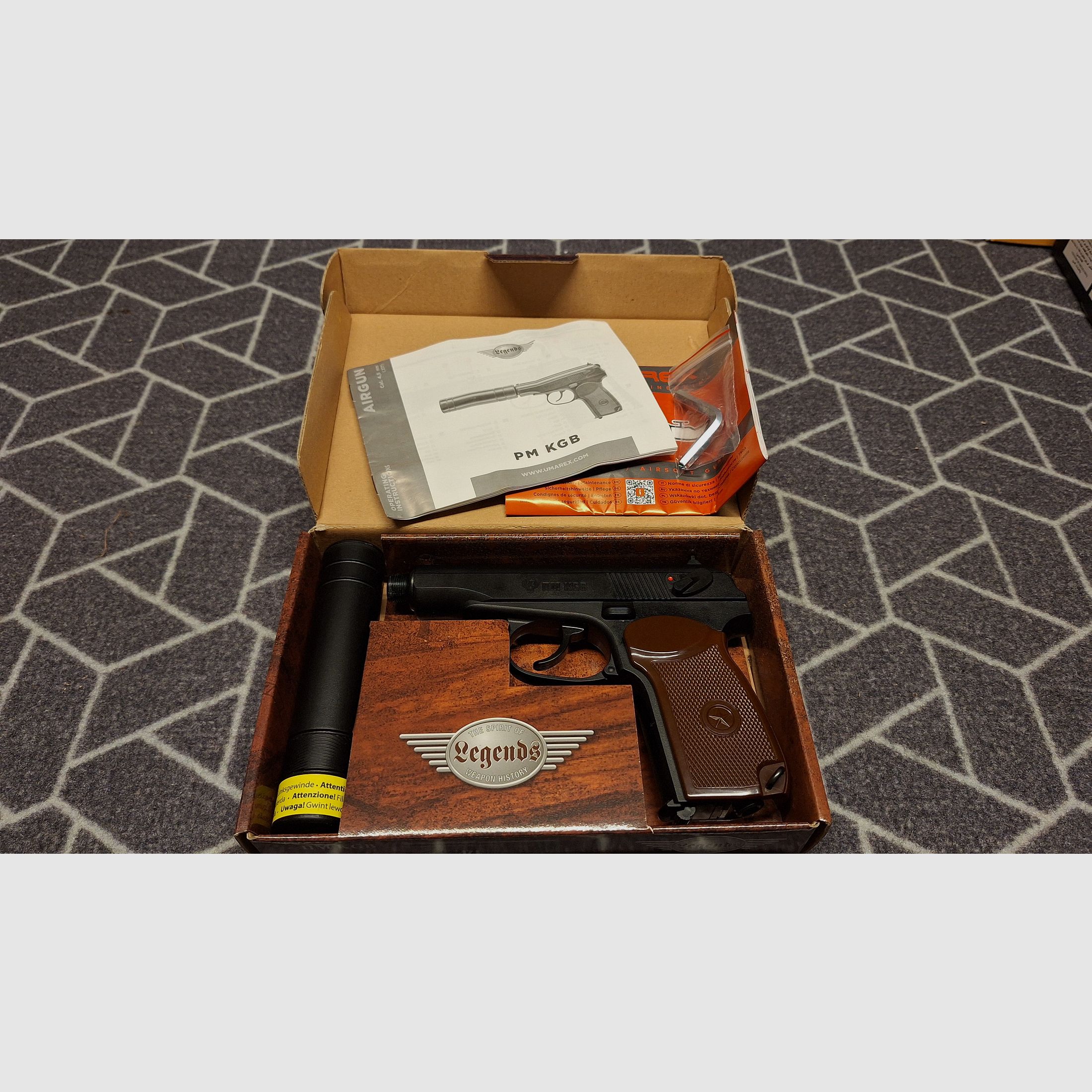 Umarex Legends PM KGB - Pistola Co2 4,5 mm NUOVA!