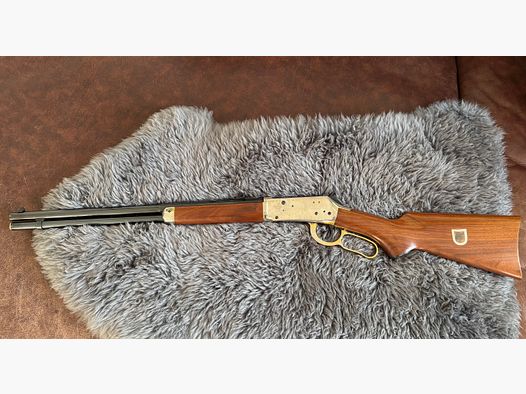 Winchester lever-action repeater 30-30 Lone Star
