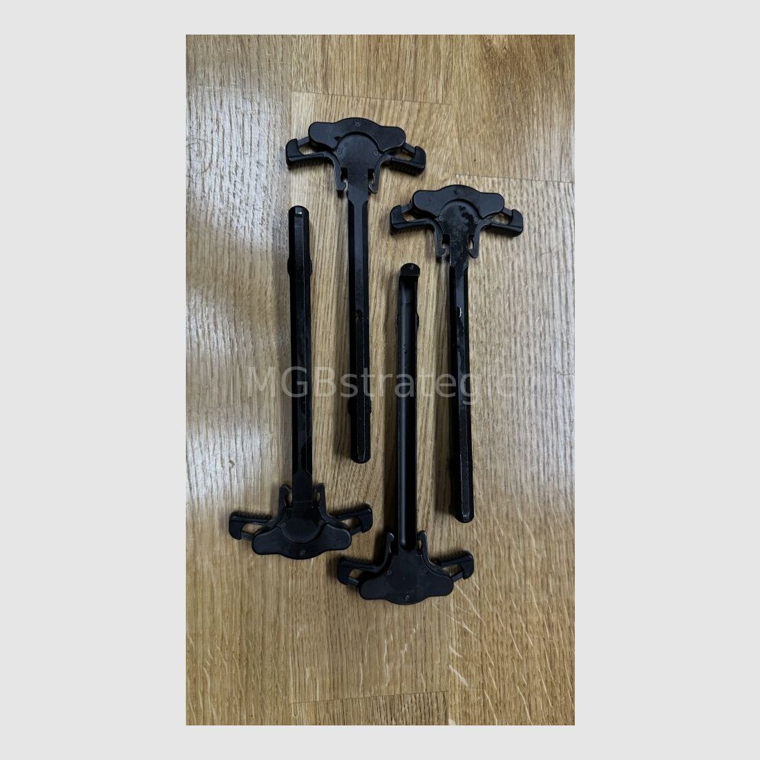 Original Heckler & Koch G95K Ladehebel / Charging Handle, beidseitig / ambi auch passend für MR223 H&K 416 oder auch Waffen Typ AR15