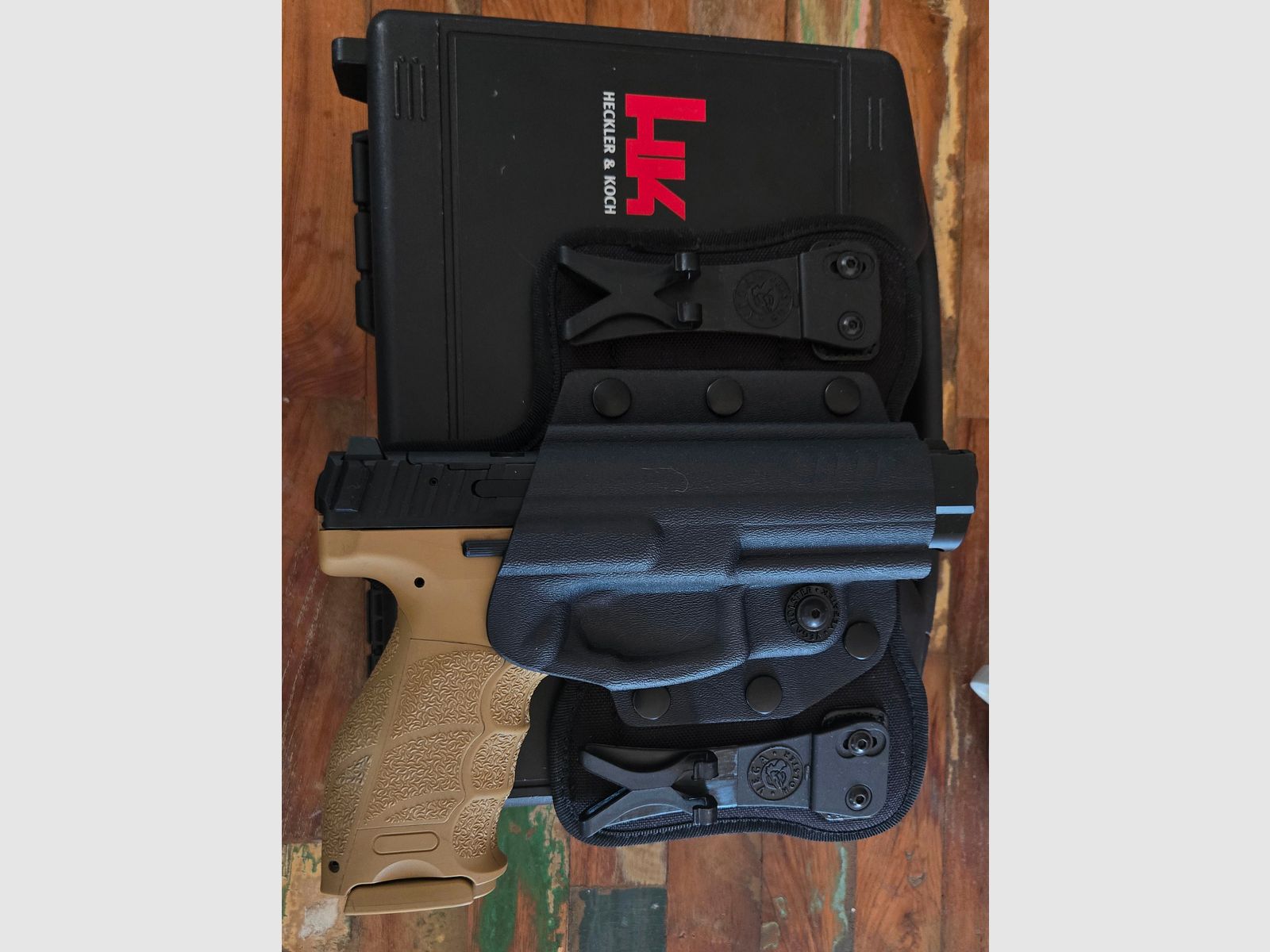 Heckler & Koch SFP9 L OR – Sondermodell in RAL 8000 (Sand)