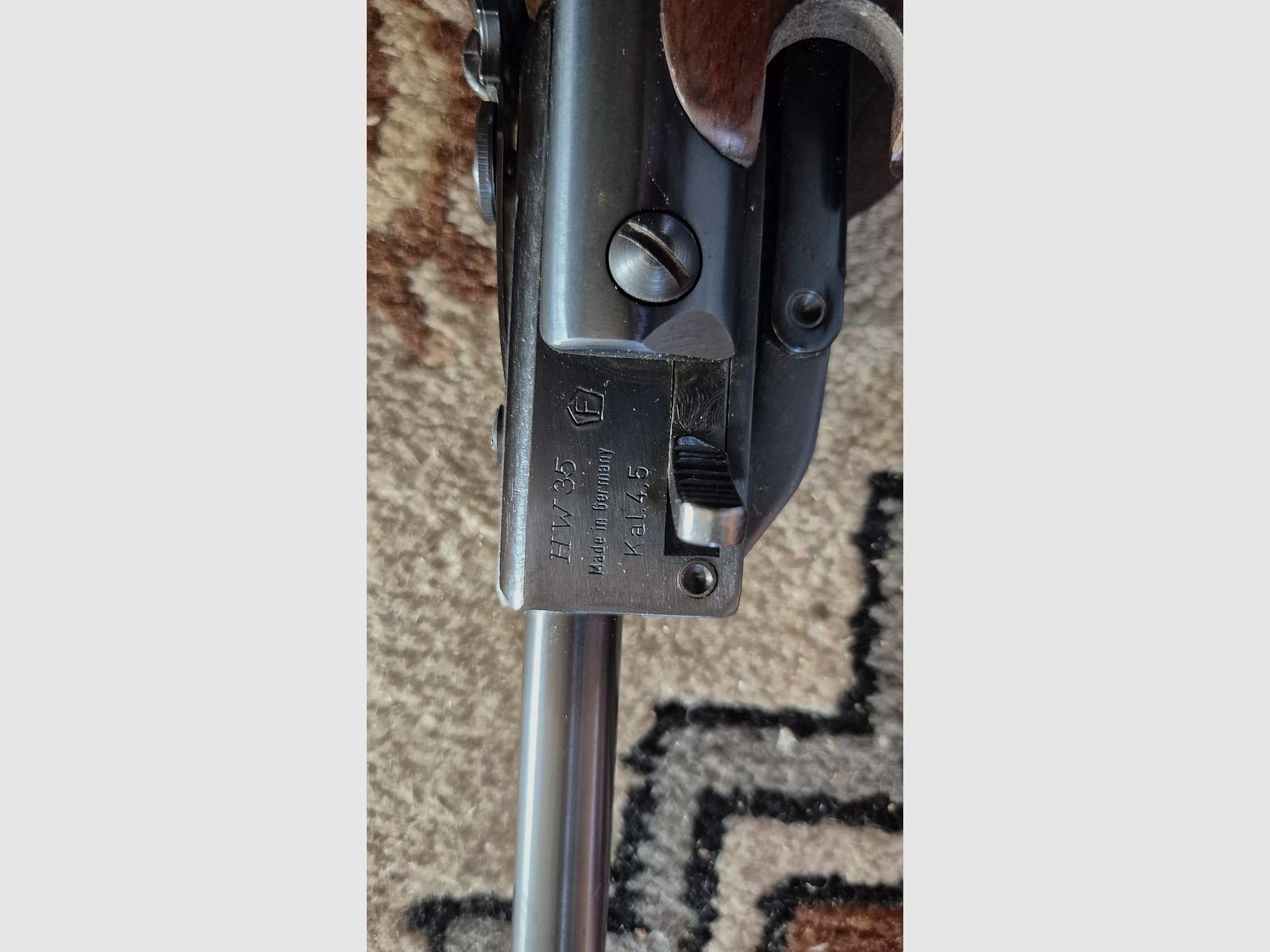 Weihrauch HW 35 F Luftgewehr mit Kaliber 4,5mm 