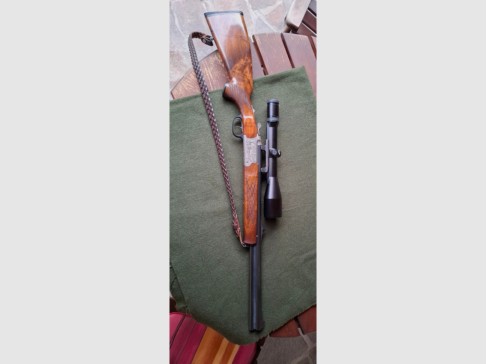 Bockbüchsflinte von Blaser mit Zielfernrohr