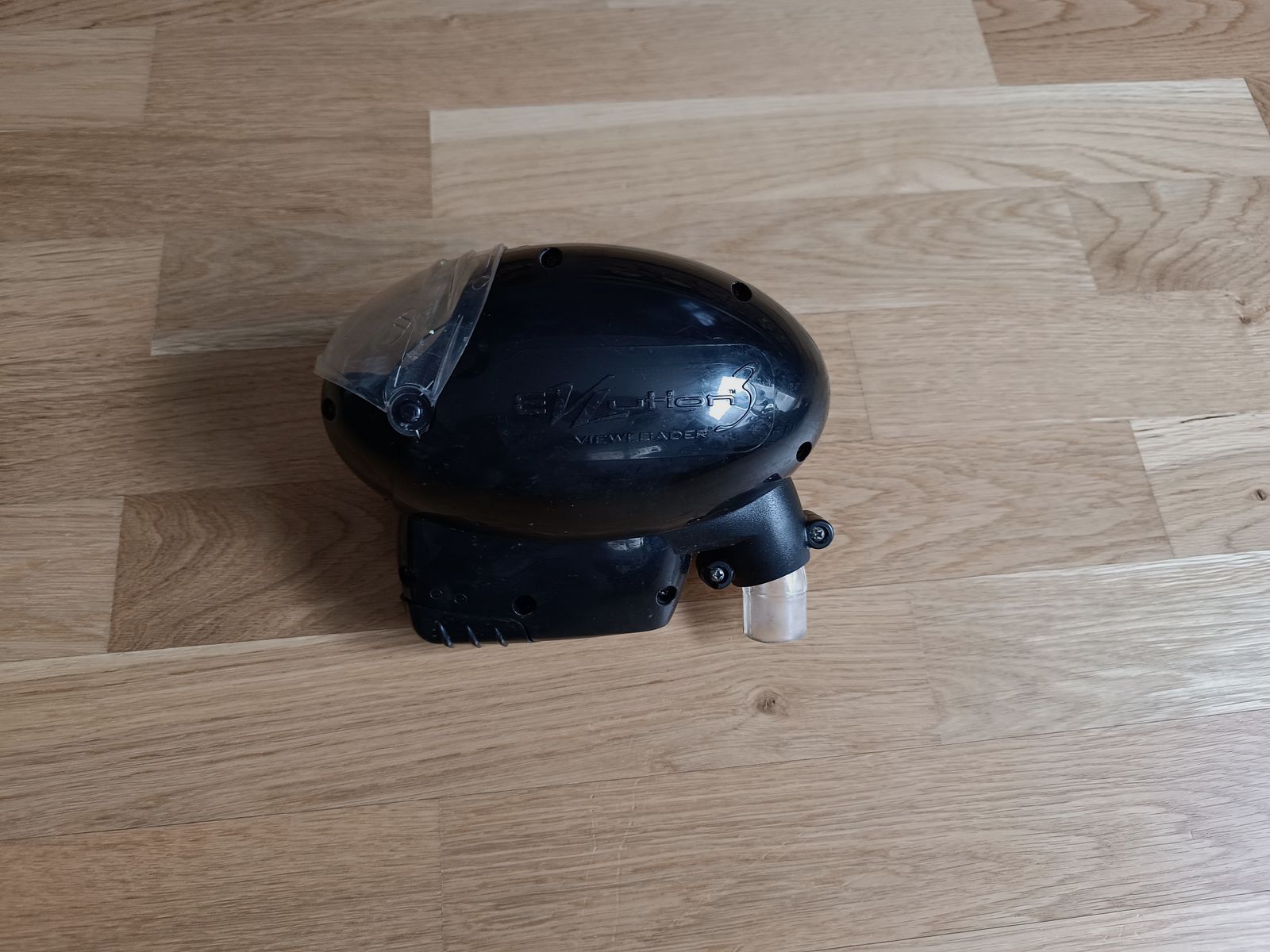 Proto PMR 7, Paintballmarker with various equipment