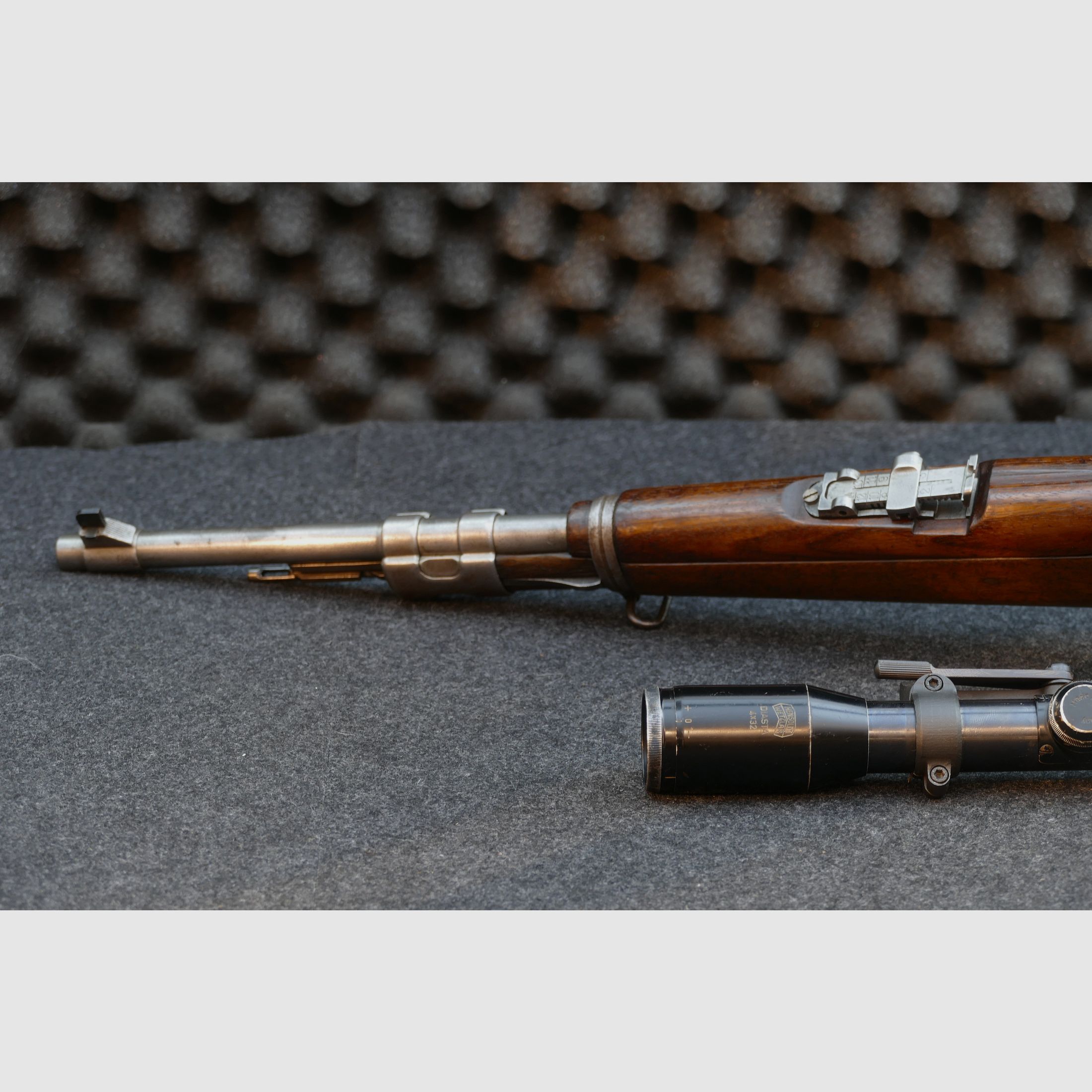 Kurzkarabiner Kurzgewehr „Kolumbien“ — FN-Typ, .30-06 Springfield, mit Seitenmontage
