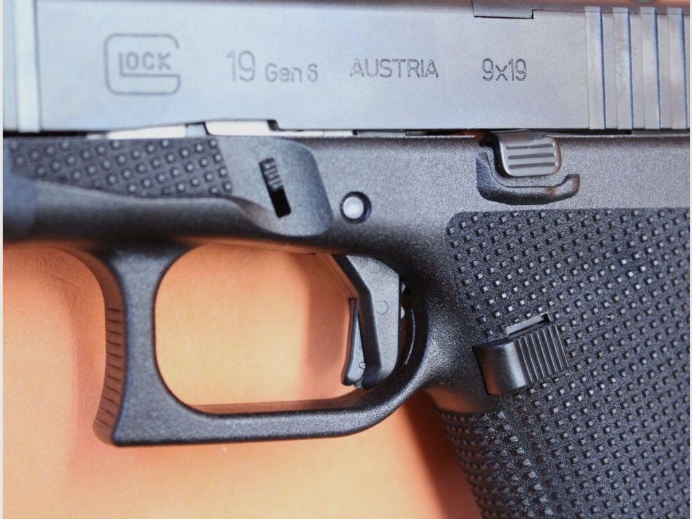 Glock Ha.Pistole 9mmLuger Glock19 Gen6 OR FS 102mm Lauf Optic Ready System f. Red Dot Sight (9mmPara)