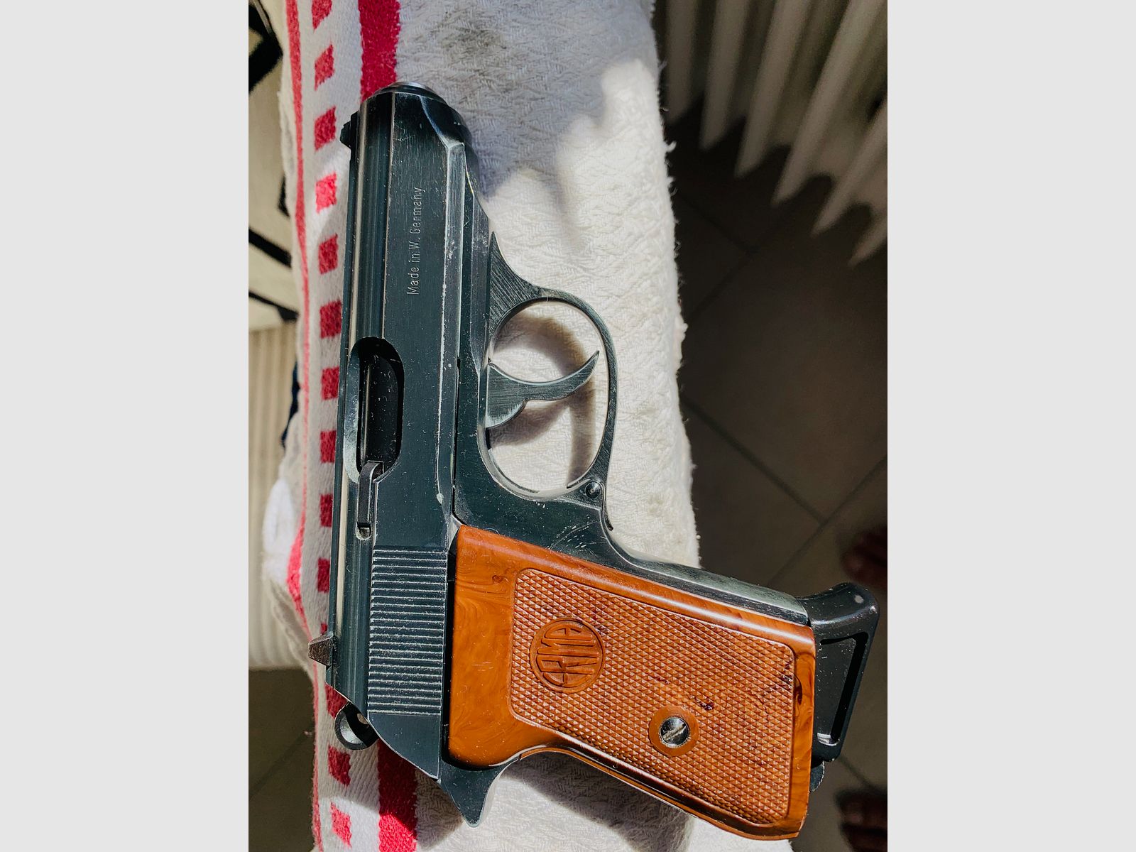 Erma EGP 75 8mm Knall