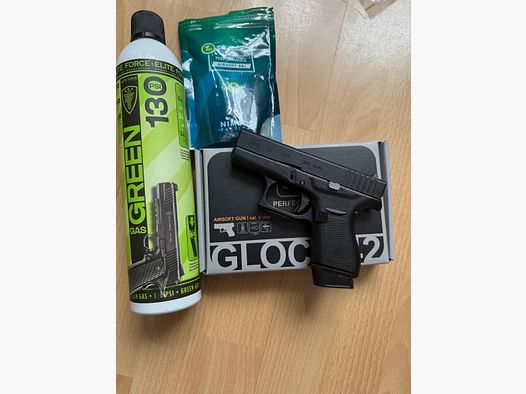 Glock 42 GBB with accessories - Pickup only!