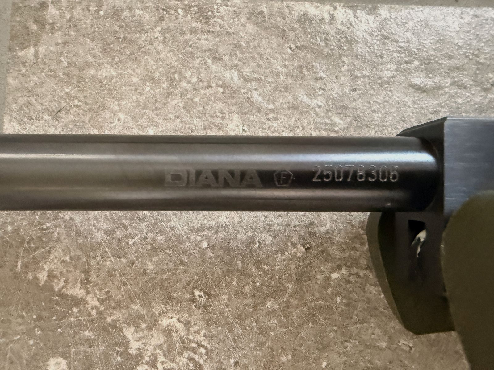 Diana 34 EMS OD Green mit Vector Optics 3-12x44 IR