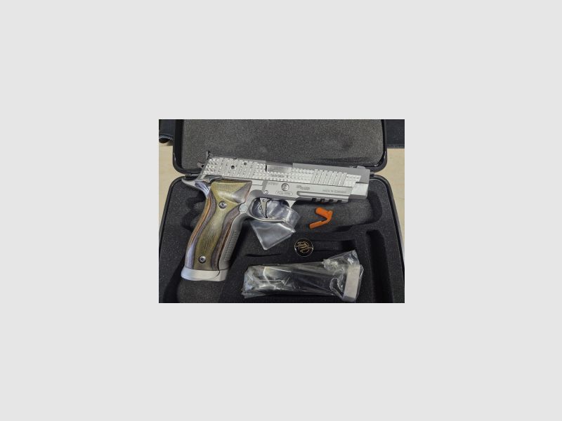 SIG SAUER P226 XFIVE Sunburst .40 S&W - Limited Edition