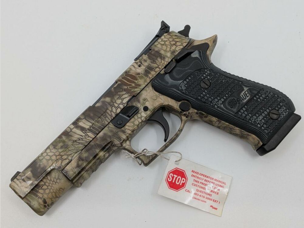 <SIG Sauer P220 Hunter>
