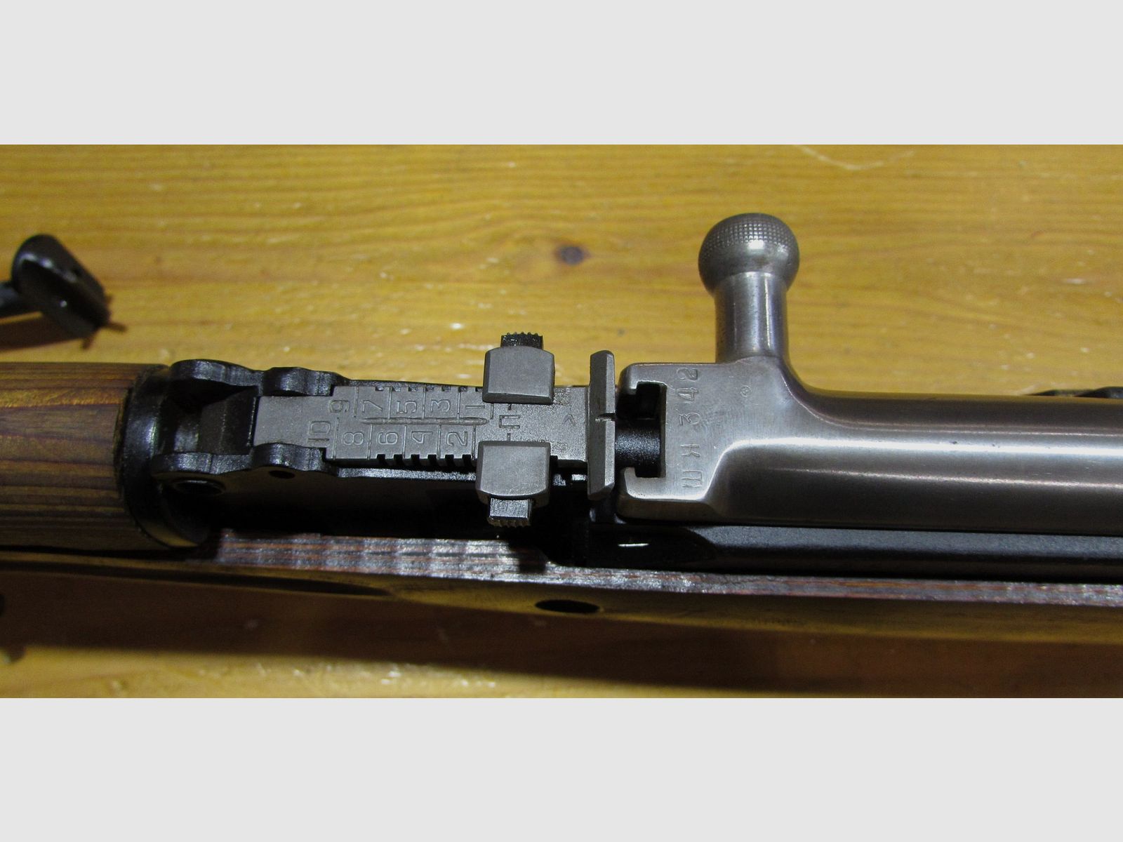 SKS Simonov Geweer 45, kal. 7,62×39, 10 schots magazijn, bipod, goede staat, afbeelding 6 van 10
