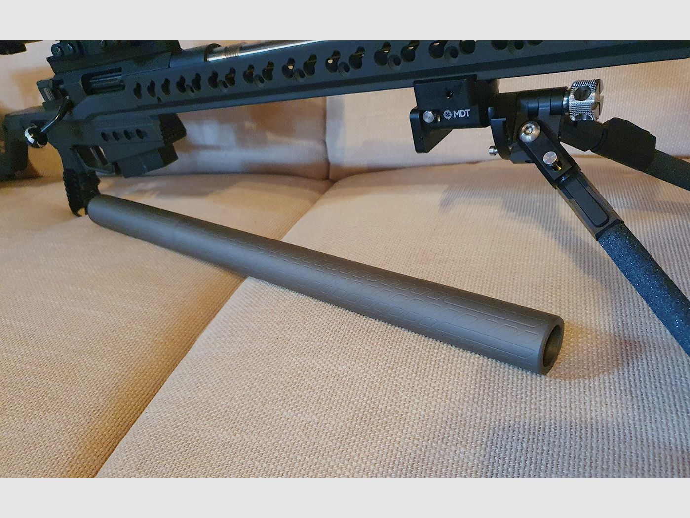 Direct beschikbaar: Speciale productie AI AT-XC Ongeschoten & Nieuw, met Custom B&T Titan-Integralsilencer (Hoofdwapen, accessoires en koffer inbegrepen. Glas/tweepoot tegen meerprijs)