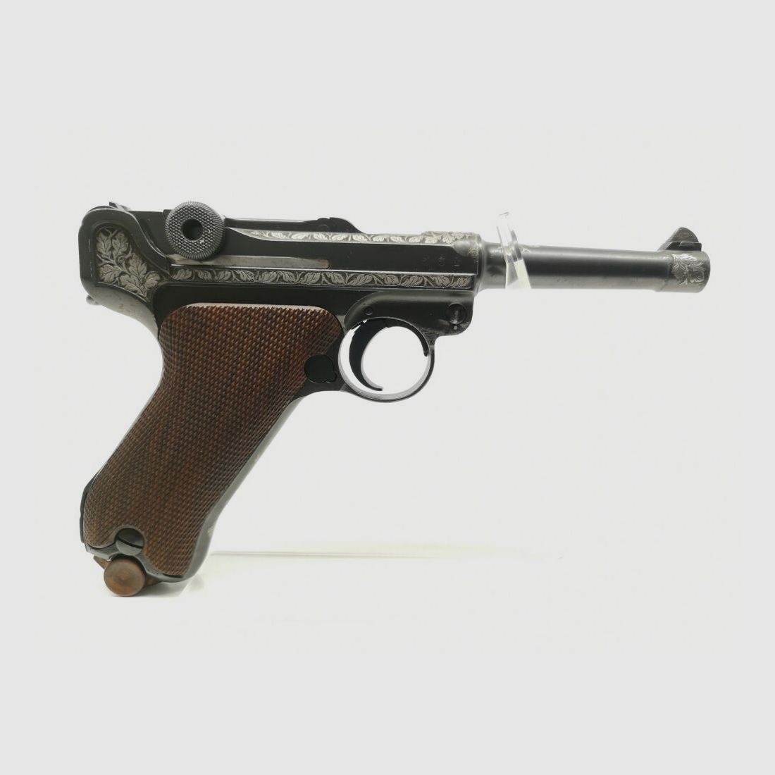 DWM P08 mit feiner Handgravur (Unikat)