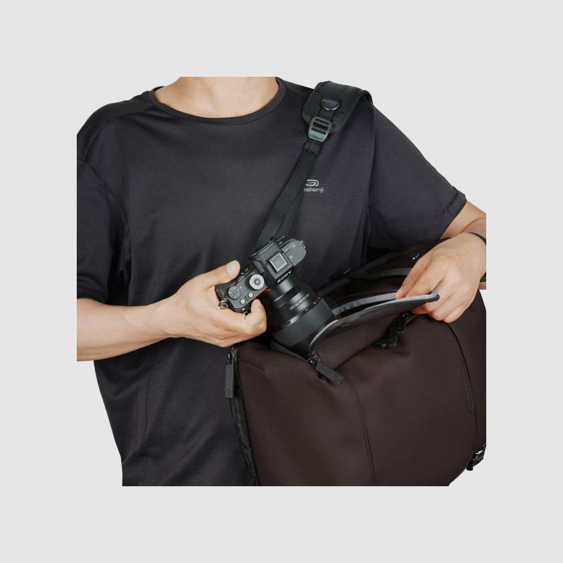Vanguard Veo Lite B20L CH - Camera and Lens Backpack, image 9 of 23