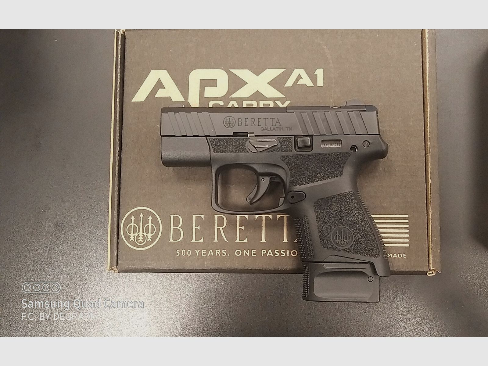 BERETTA APX A1 CARRY KALIBER 9X19 SPECJALNA PROMOCJA DLA SŁUŻB PORZĄDKOWYCH, zdjęcie 1 z 4