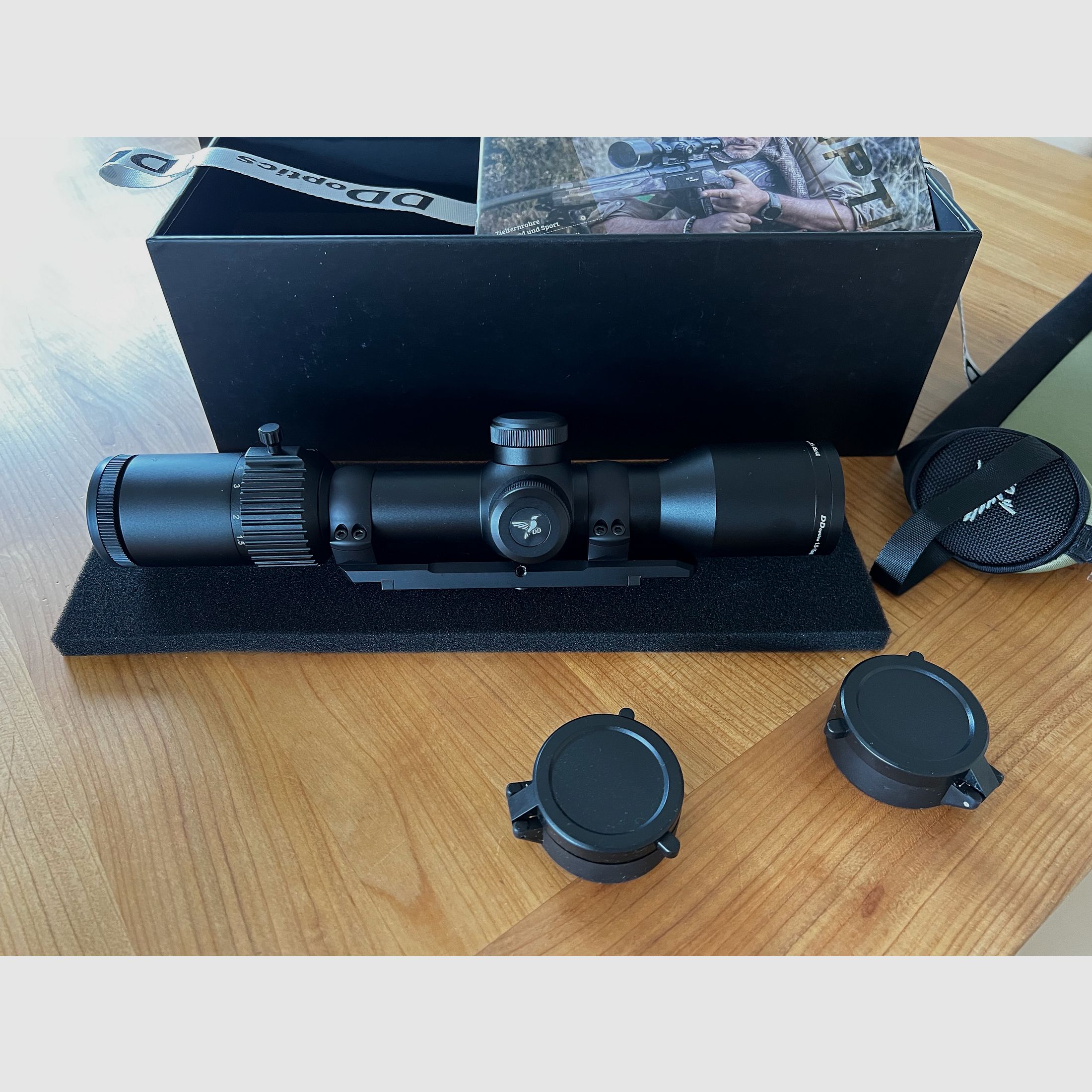 DDoptics NXT  V10   1,5-15X 40  op Dentler