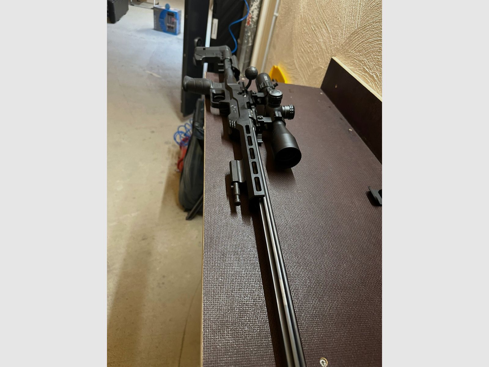 CZ 457 MDT Chassis .22 lr – Compleet pakket inclusief Element Optics & Fortmeier – Als nieuw!