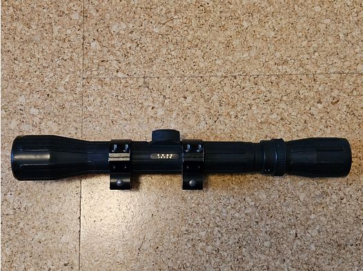 Telescopio 4 x 32 Hakko (Giappone) con rivestimento in gomma