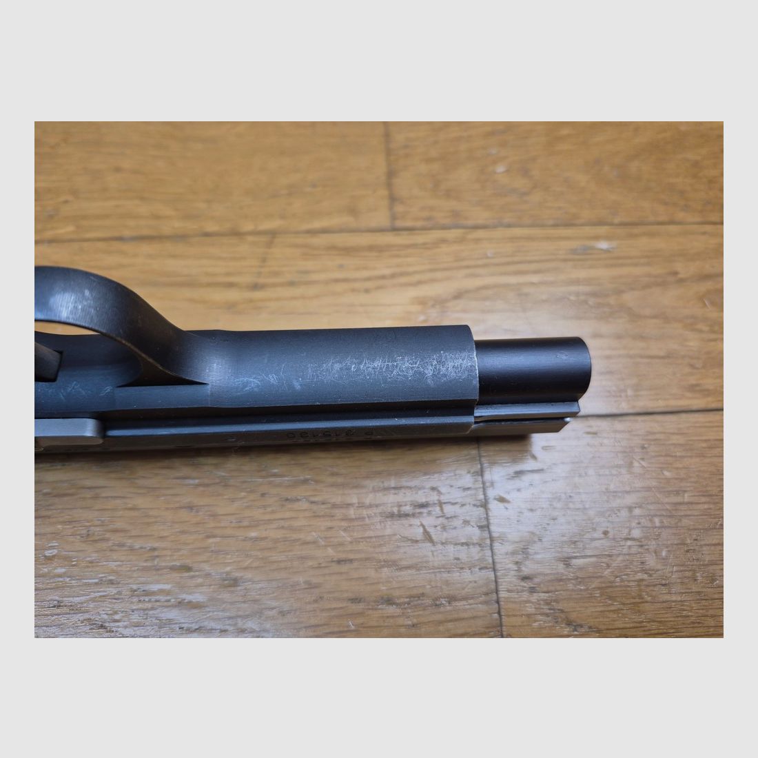 Sehr schöner SIG P210-6 Pistol – Mythos des 9 para – Zivile Sportversion des Militärmodells – Klassischer Lauf 120mm – Waffe von 1995 – Ausgezeichnete Brünierung – Traumhaftes Funktionieren und Lauf – Originalbox – Top Sammlerstück – Zustand TBE!, Bild 12 von 21