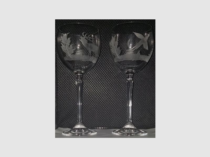 2 copas de vino con diferentes motivos 1x ciervo, 1x faisán
