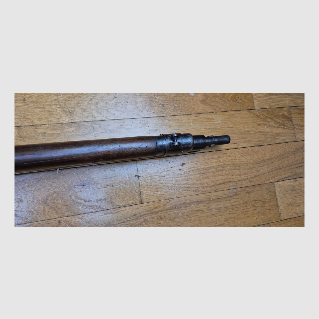 Gutes Gewehr Lee-Enfield N°4 MKI – Kal. .303 British – 10 Schuss – Arsenal von Fazakerley aus 1944 – Gute Mechanik – Schöne Hölzer und sehr guter Lauf – Gewehrriemen – TBE+, Bild 14 von 30