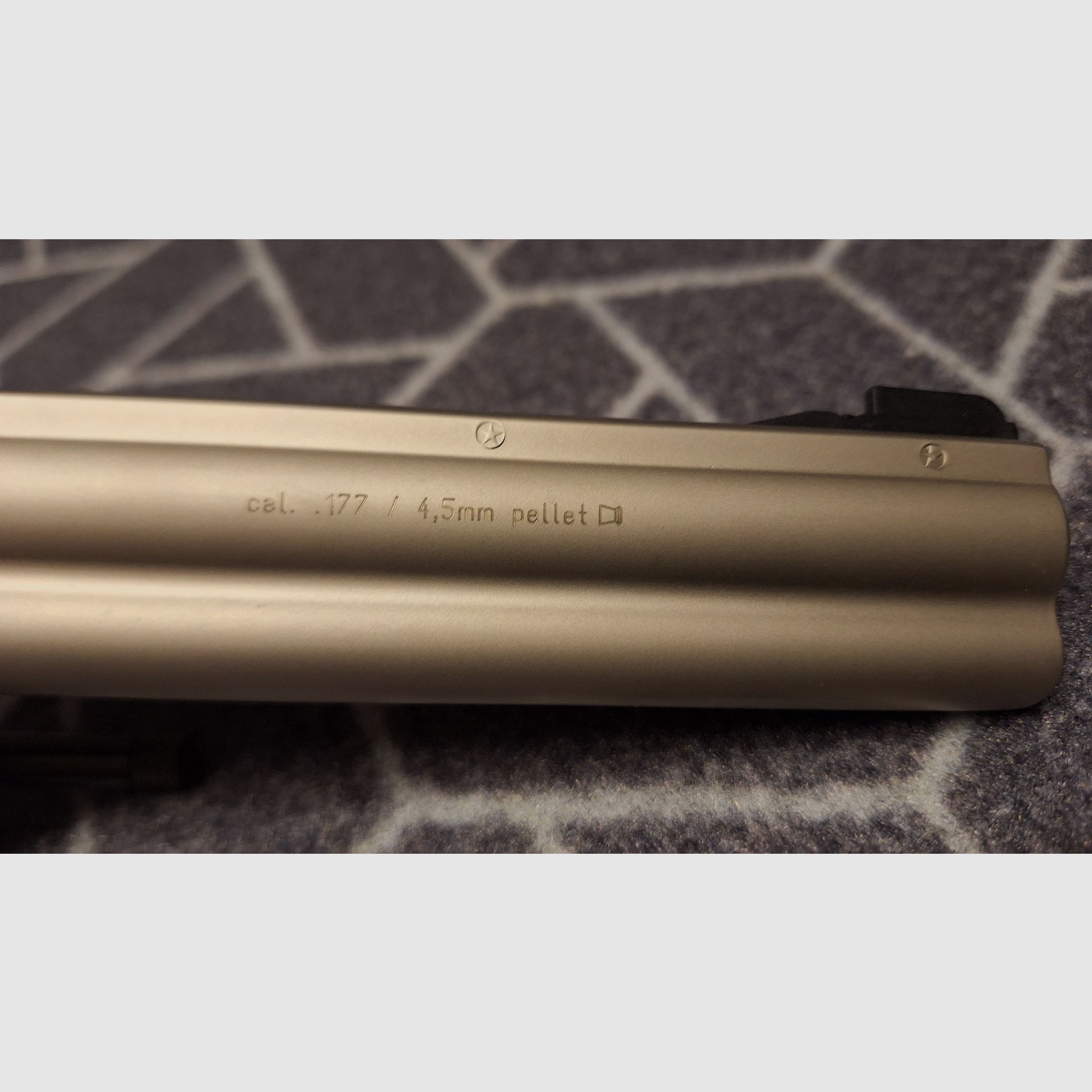 Revolver Smith & Wesson 686 - 6 Zoll Nickel 4,5 mm Diabolo