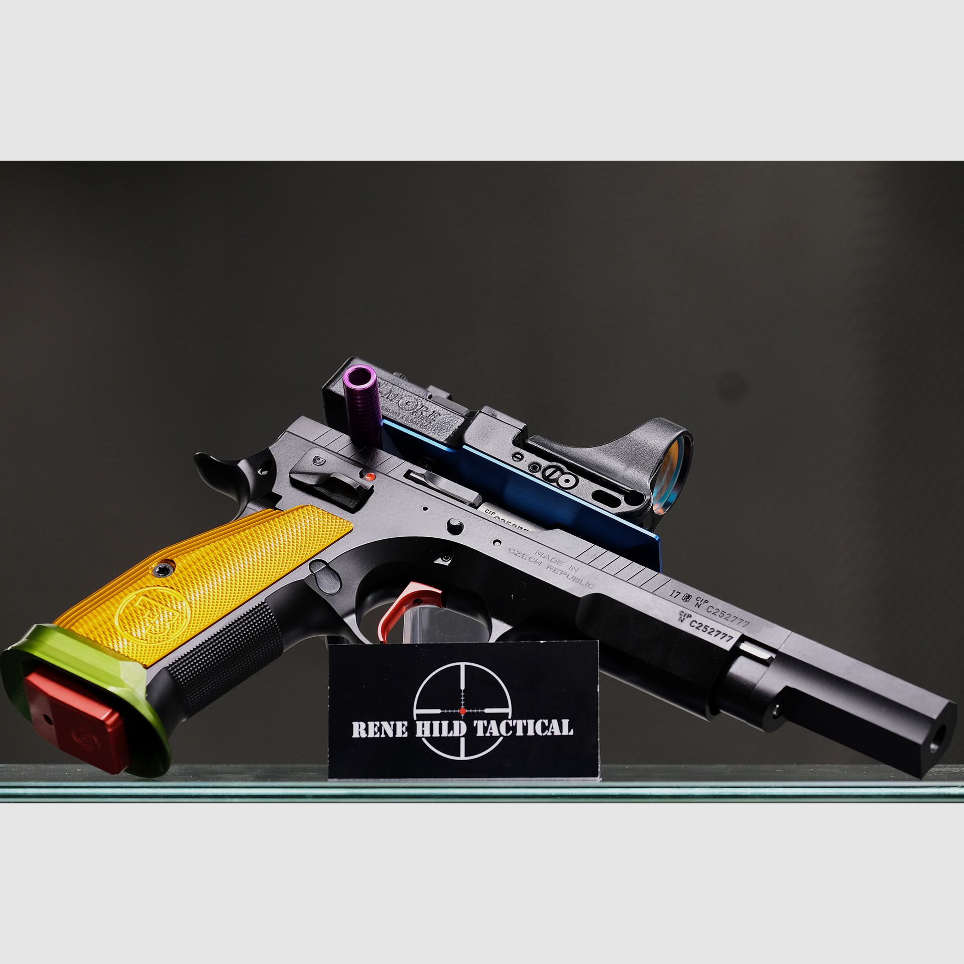 CZ 75 TS Czechmate «Parrot», image 1 of 8