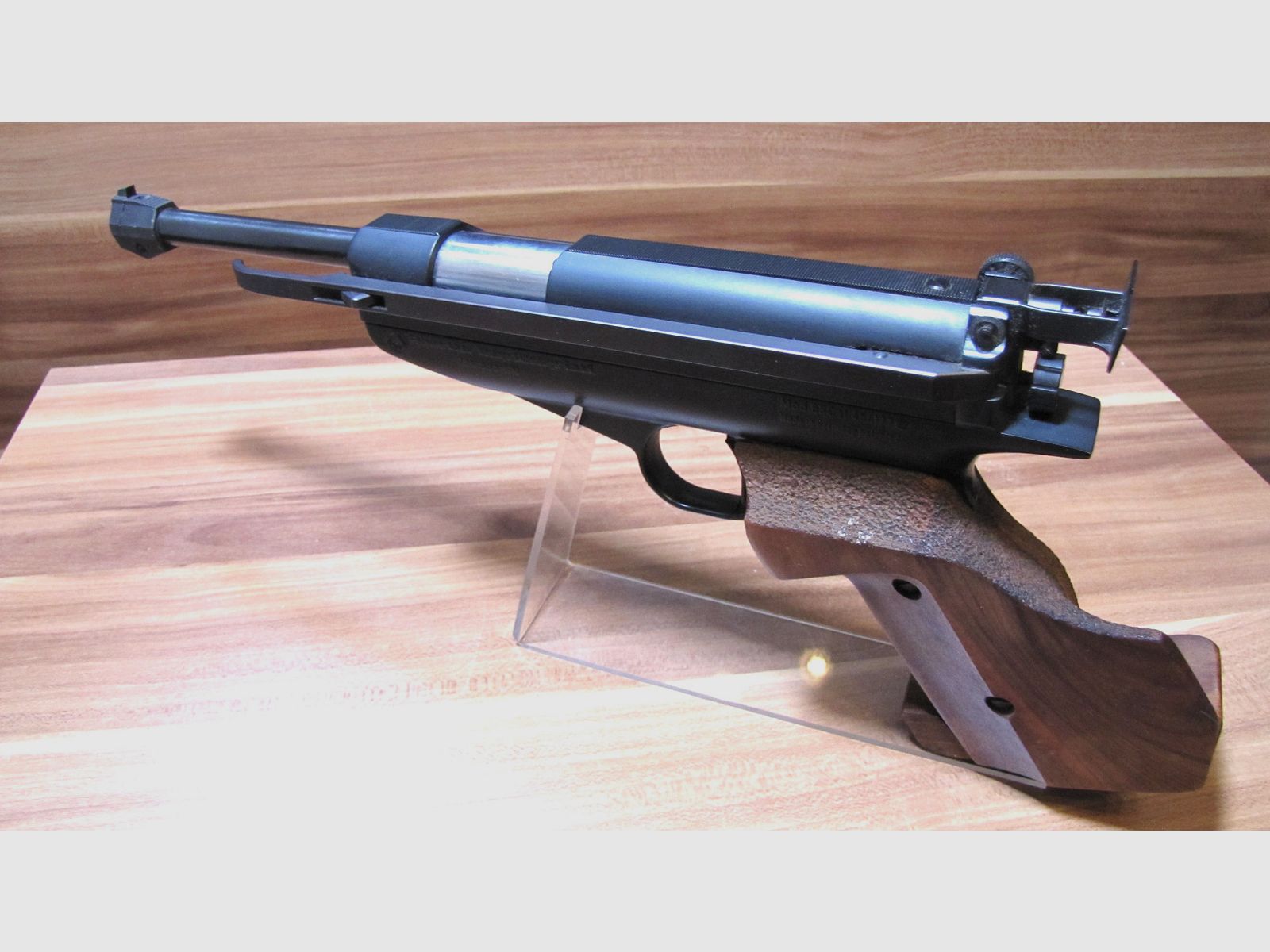 Match pistolet à air comprimé Feinwerkbau 65