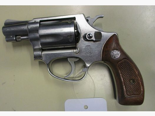 Smith & Wesson 60
