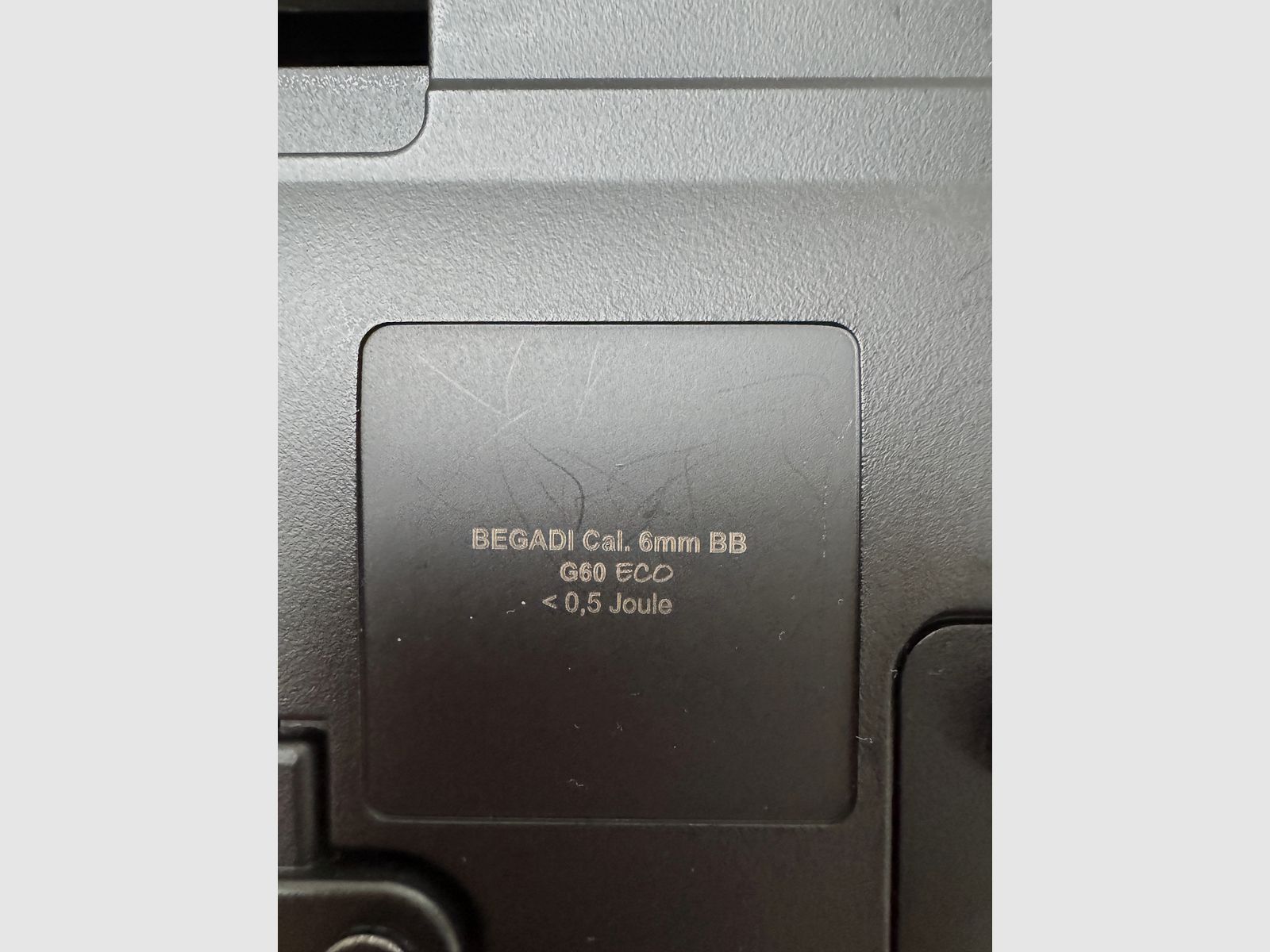 BEGADI Eco "G60" Assault Rifle AEG mit Metallgearbox < 0,5 J