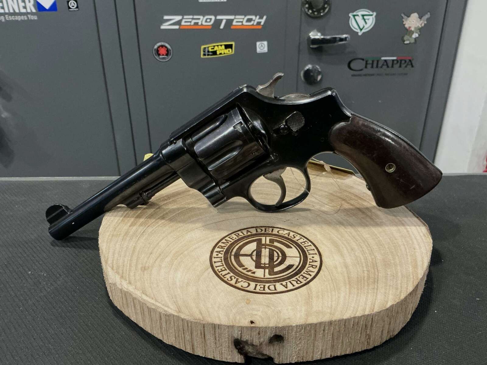 SMITH & WESSON 1917 REVOLVER