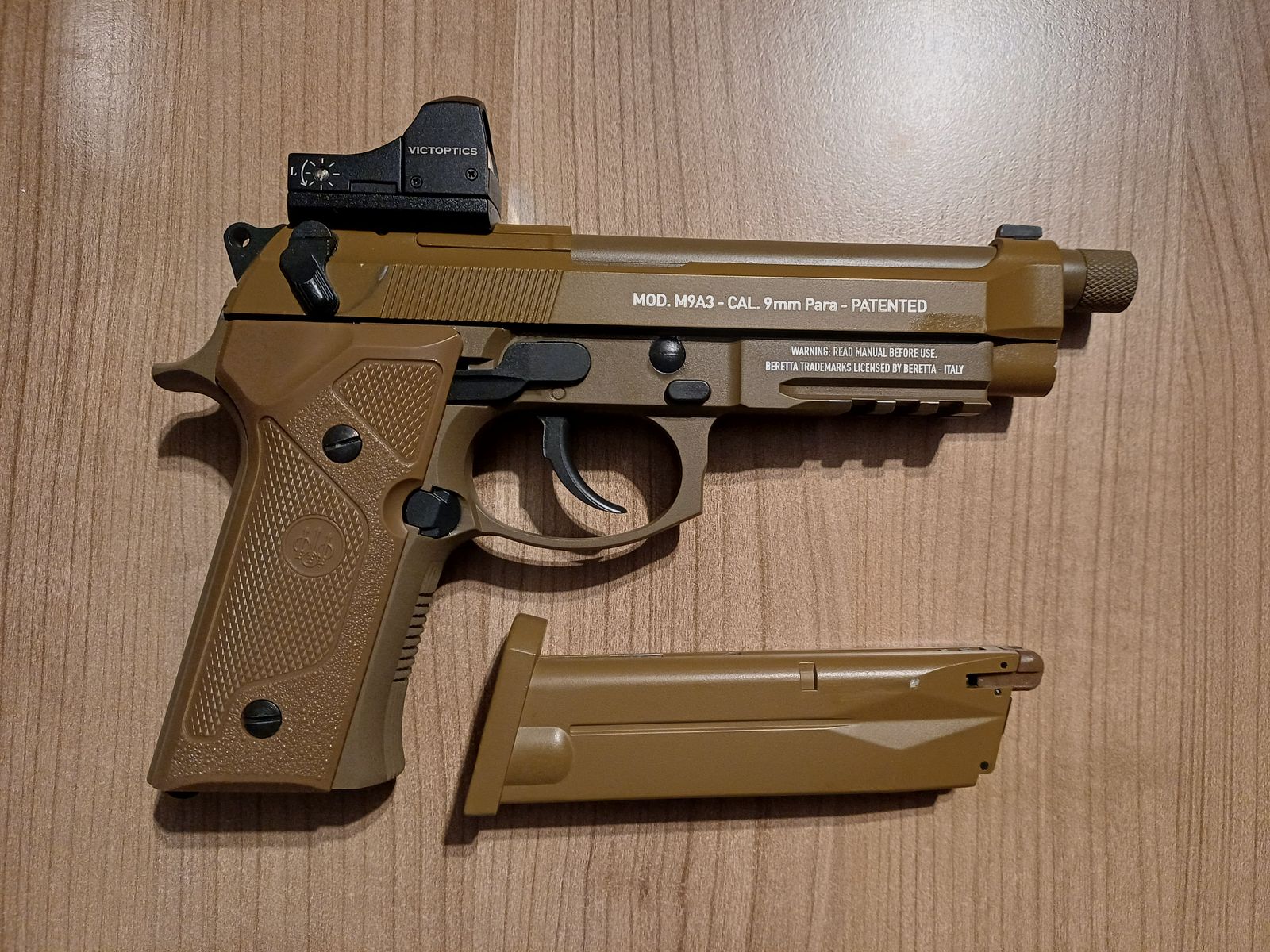 Beretta M9A3 FM FDE CO2 4,5mm BB Blowback Vollmetall met Red Dot Rotpuntkijker !