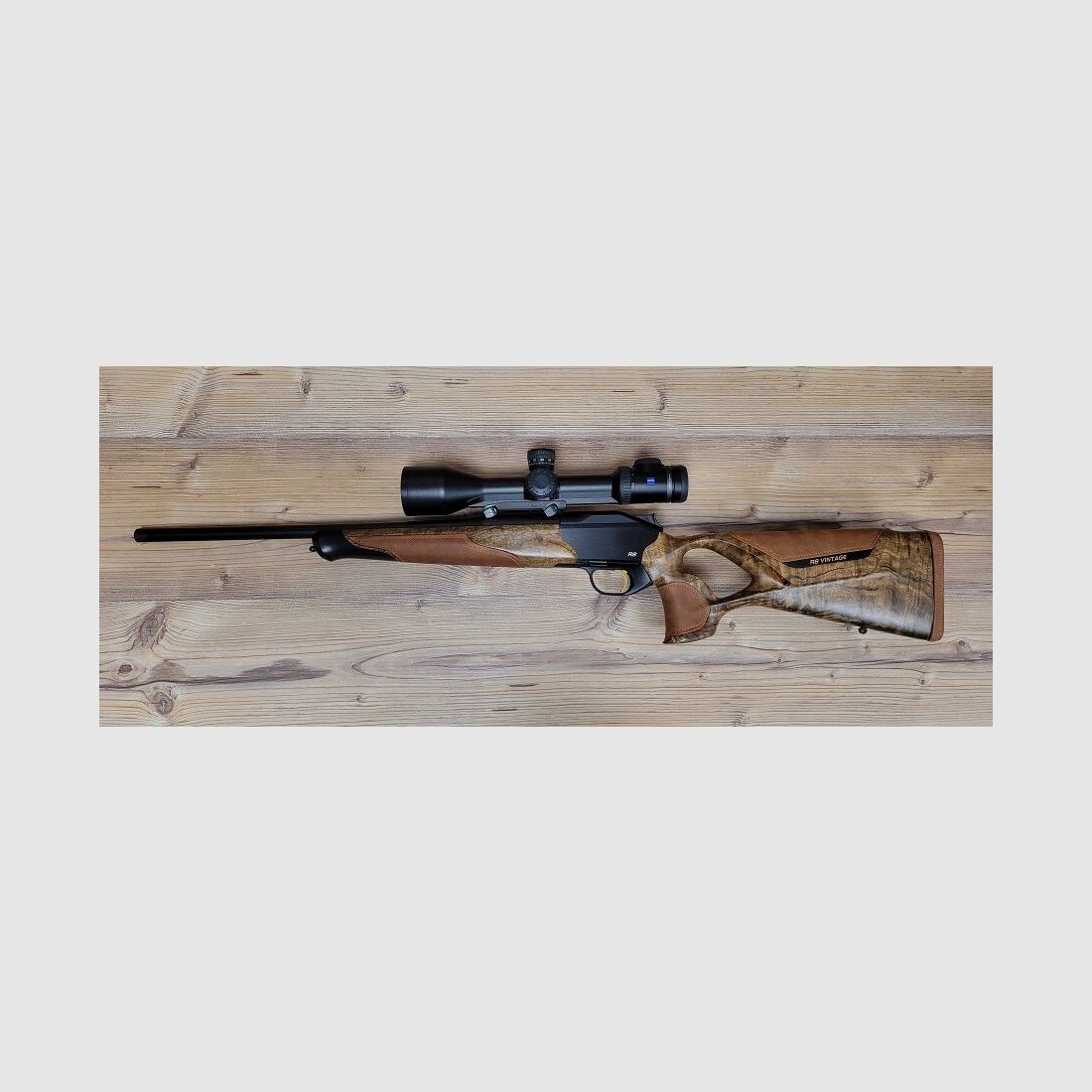 Blaser R8 Success Vintage mit Zeiss V8 2,8-20x56M ASV H