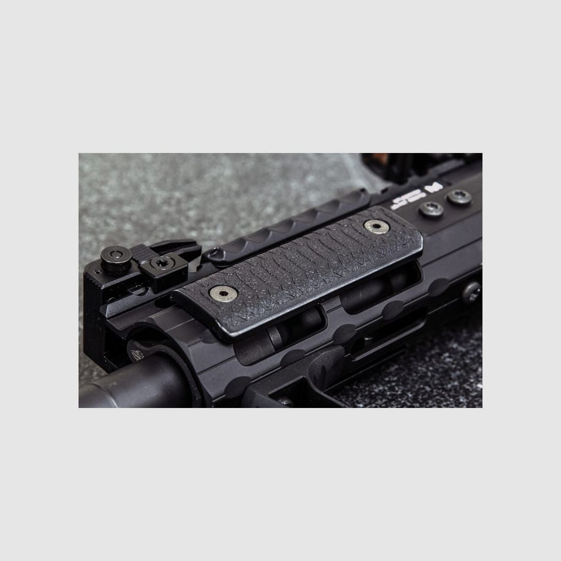 UTG Low Profile M-LOK Panelabdeckungen 4 Stk., Bild 2 von 3