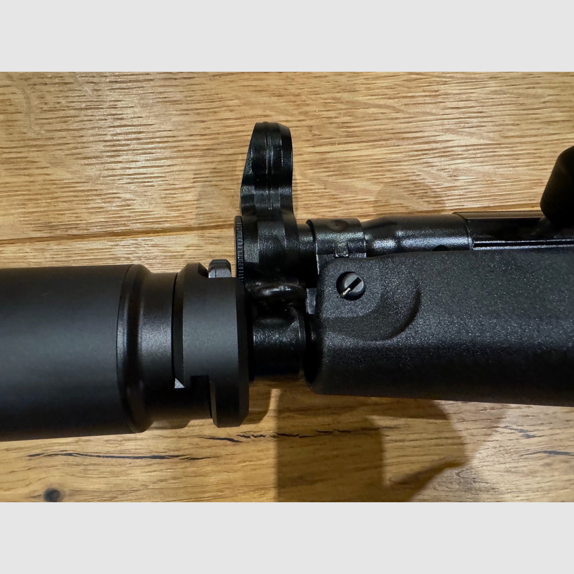 Heckler und Koch SP5 Büchse mit B&T RBS Schalldämpfer SQD™ Compact