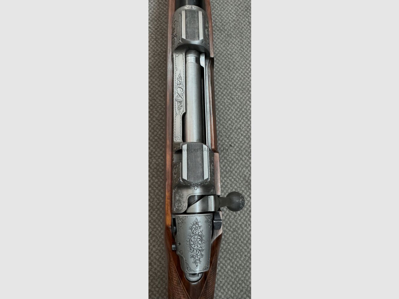 Brünner Custom Made Repetierbüchse, graviert .375H&H