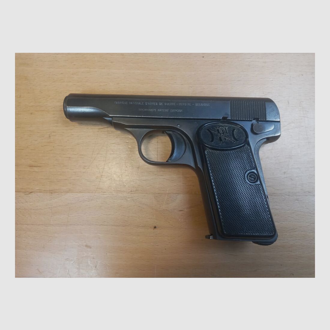 FN Browning , Herstal M 1910