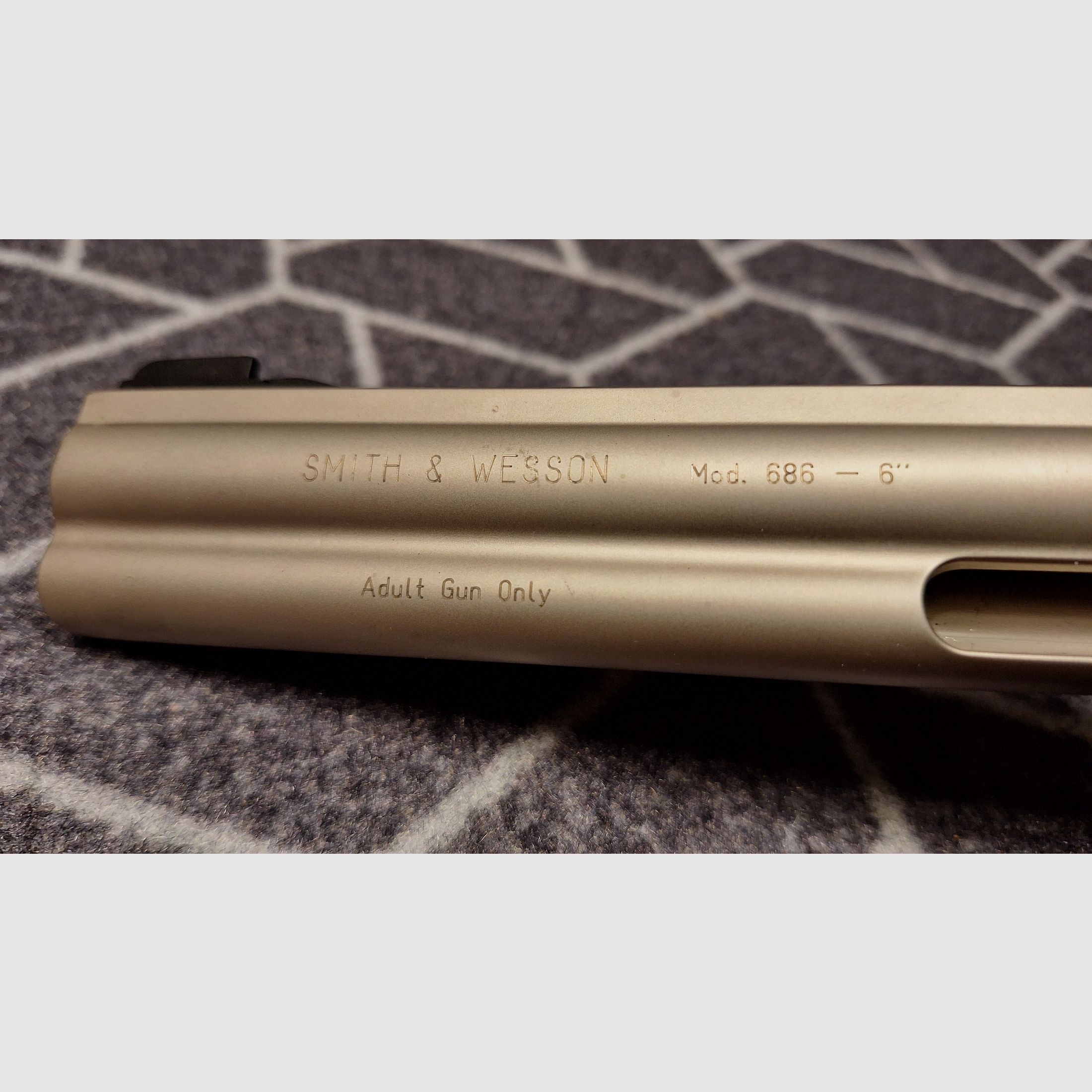 Revolver Smith & Wesson 686 - 6 Zoll Nickel 4,5 mm Diabolo